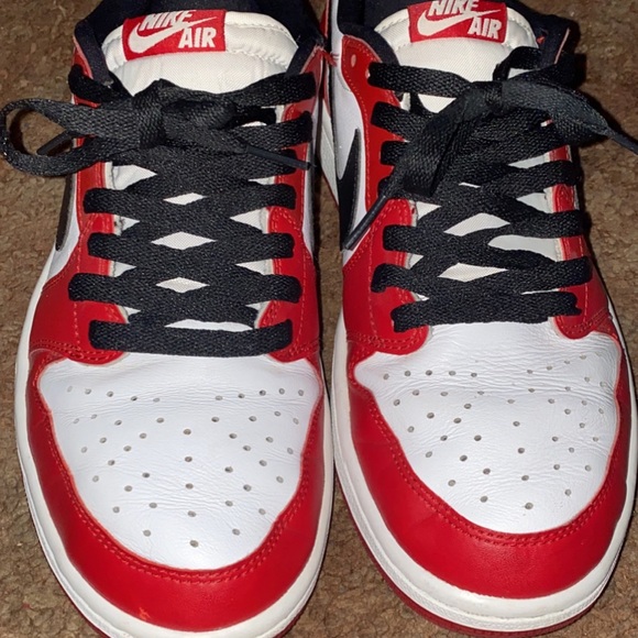 Jordan 1 Chicago low’s - Picture 3 of 6